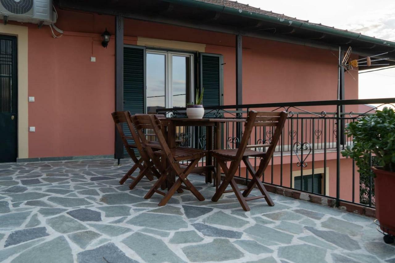 Coralli Pentati 1 "Dimitris Apartments" المظهر الخارجي الصورة